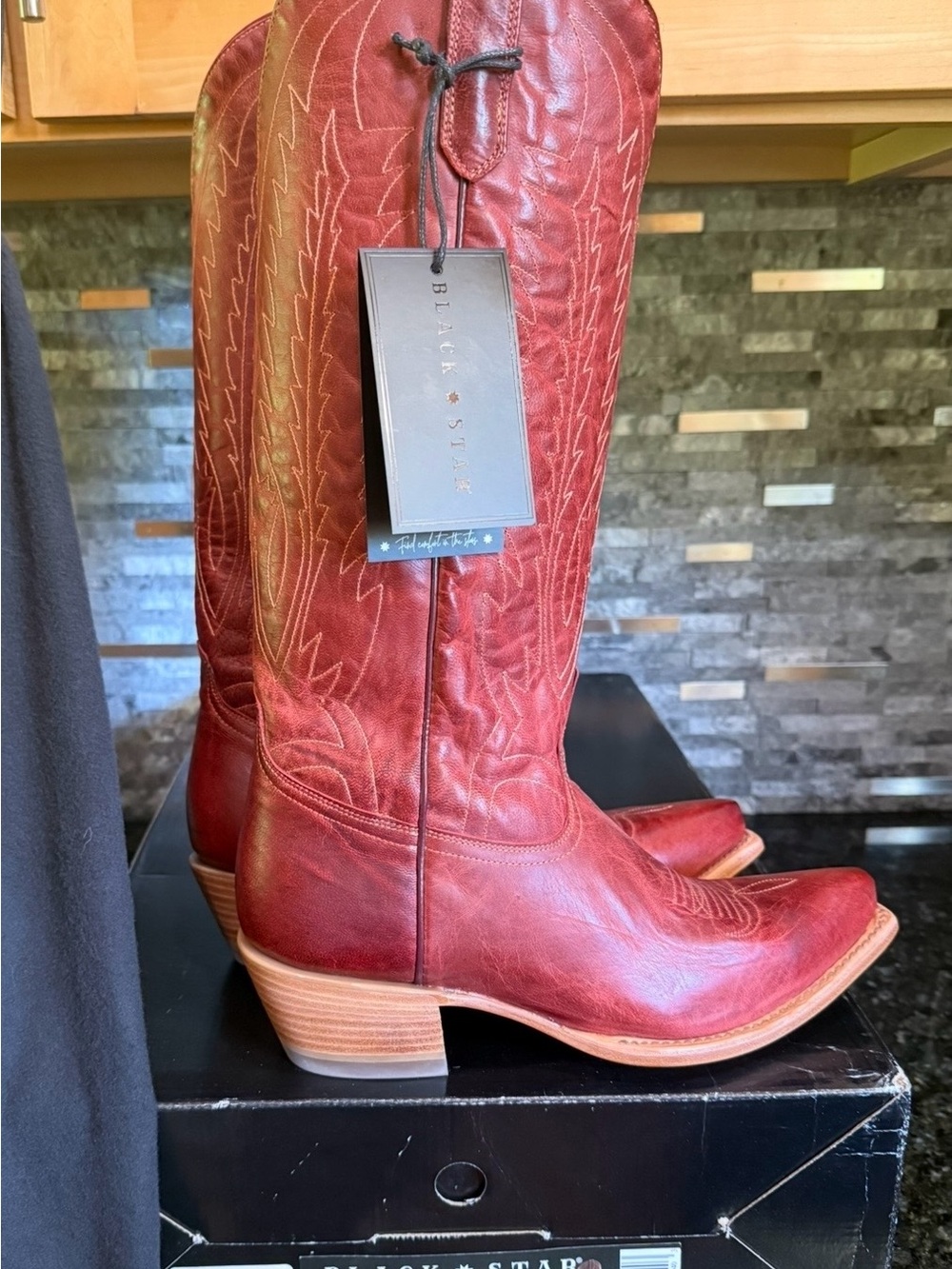Women’s NWT Victoria Black Star Red Cranberry Tall Cowboy Boots